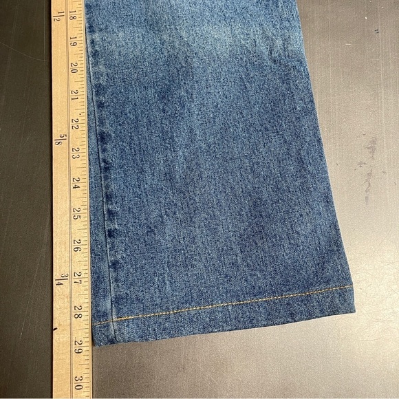 St. John‎ Sport Marie Gray Blue Jean Rhinestone High Rise Straight Leg Mom Jean - Picture 10 of 11